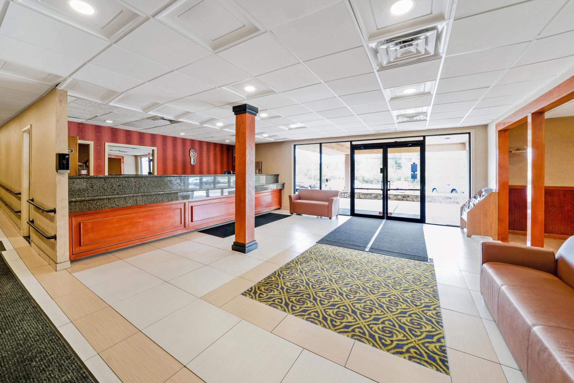 Americas Value Foxboro Hotel Foxborough